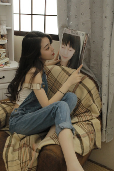 老公看我和别人发的关系好开心